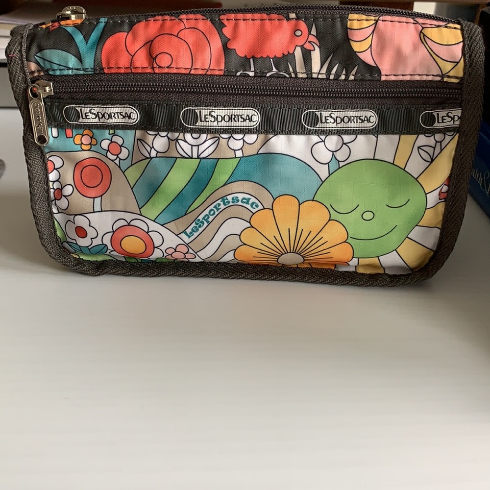 LeSportsac cosmetic bag/pouch